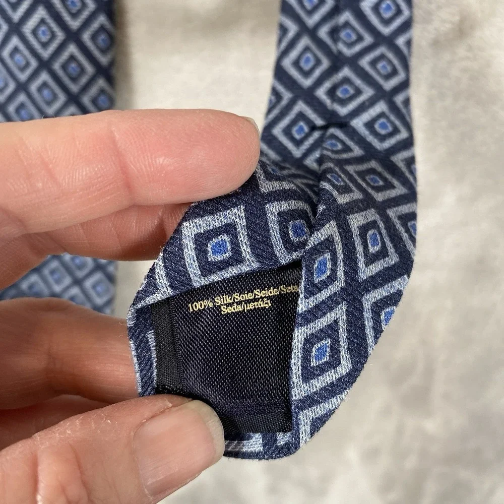 Brooks Brothers 100% Silk Blue Neck Diamond Geometric USA Made